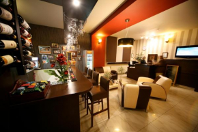 Отель Hotel Seven 7  Калиш